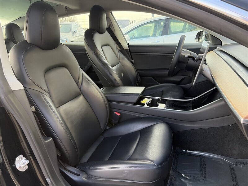 2020 Tesla Model 3 Standard Range