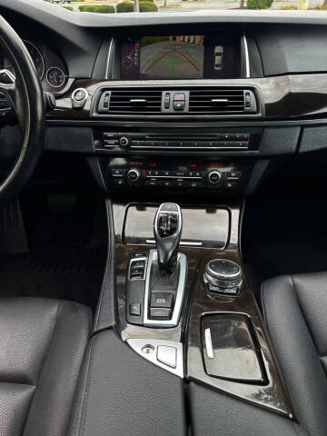 2016 BMW 5 Series 528i