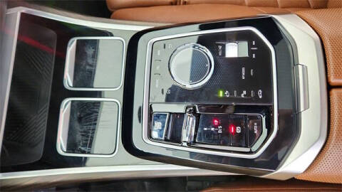 2023 BMW 7 Series 740i