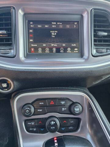 2019 Dodge Challenger SXT