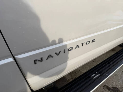 2016 Lincoln Navigator Select