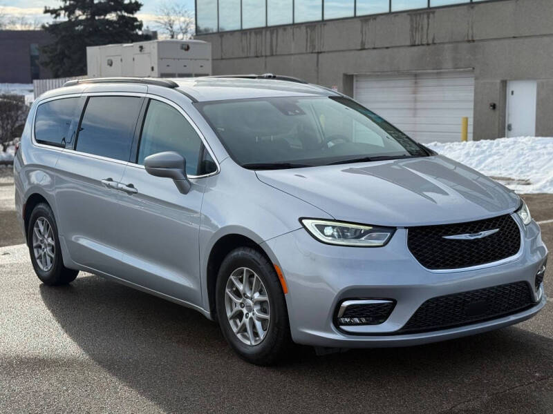 2022 Chrysler Pacifica Touring L