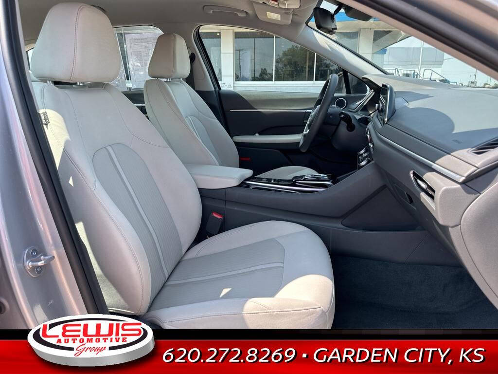 2023 Hyundai SONATA for sale at Lewis Chevrolet of Garden City in Garden City, KS