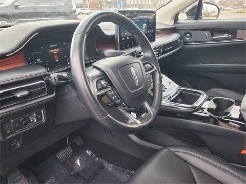 2022 Lincoln Nautilus Reserve