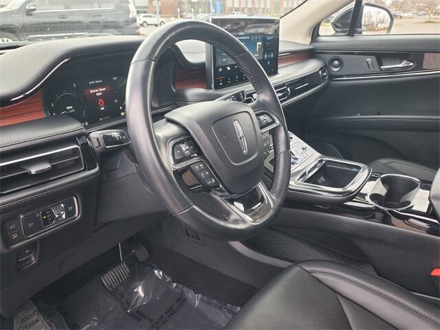 2022 Lincoln Nautilus Reserve