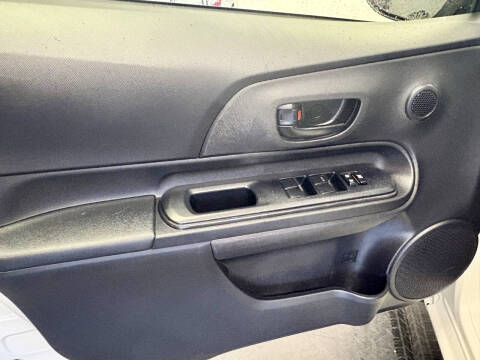 2015 Toyota Prius c Two