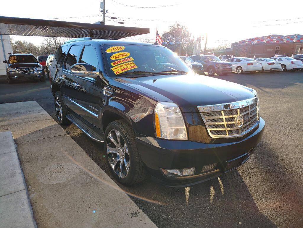 2014 Cadillac Escalade for sale at Michael Johnson @ Allens Auto Sales Hopkinsville in Hopkinsville, KY