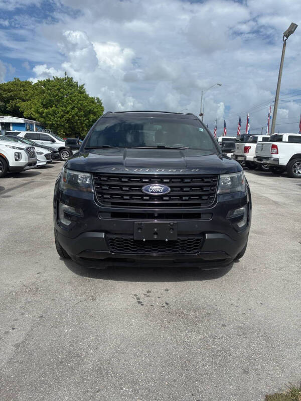 2017 Ford Explorer Sport