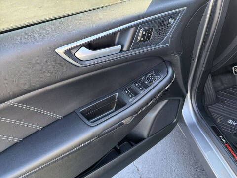 2023 Ford Edge ST