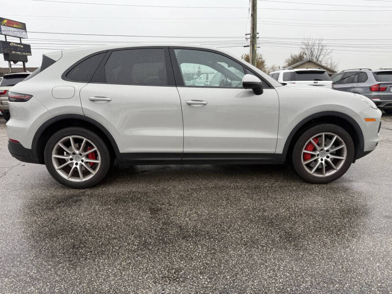 2021 Porsche Cayenne