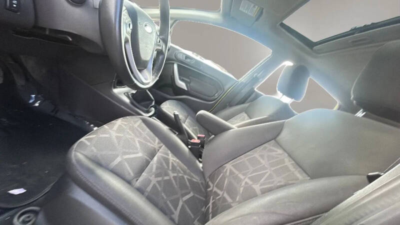 2012 Ford Fiesta SES