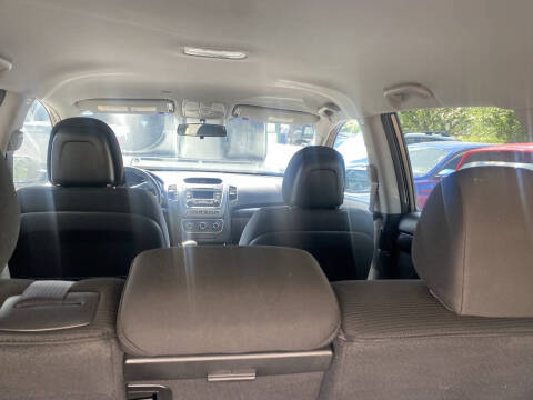 2015 Kia Sorento LX