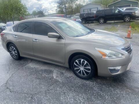 2013 Nissan Altima for sale at Auto Integrity LLC in Austell GA