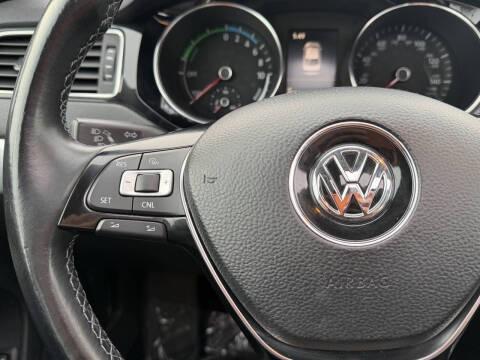 2016 Volkswagen Jetta Hybrid SEL Premium
