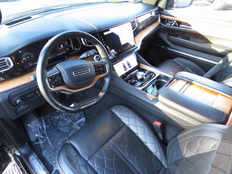 2022 Jeep Grand Wagoneer Series III