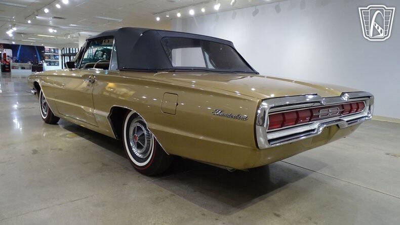 1966 Ford Thunderbird