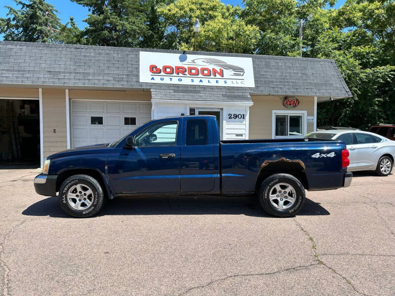 2005 Dodge Dakota for sale at Gordon Auto Sales LLC in Sioux City IA