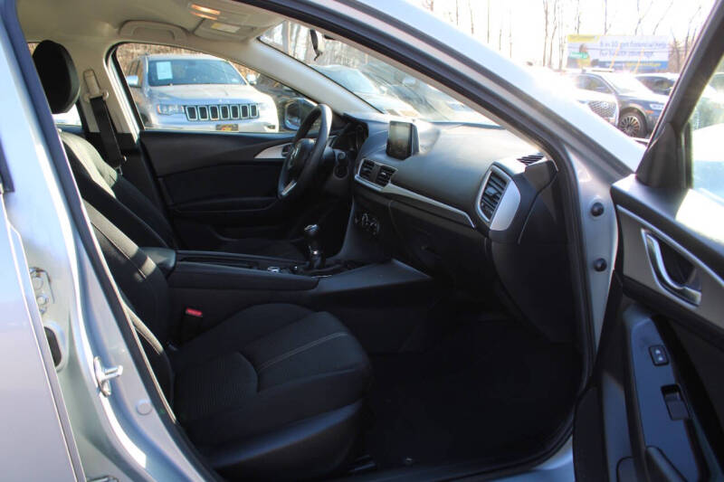 2017 Mazda MAZDA3 Sport