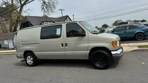 2005 Ford E-Series E-150