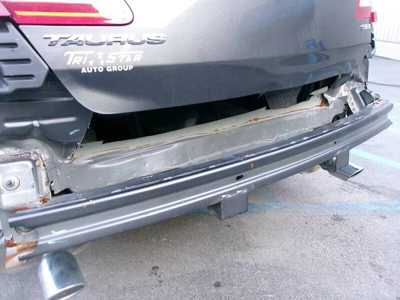 2018 Ford Taurus SEL