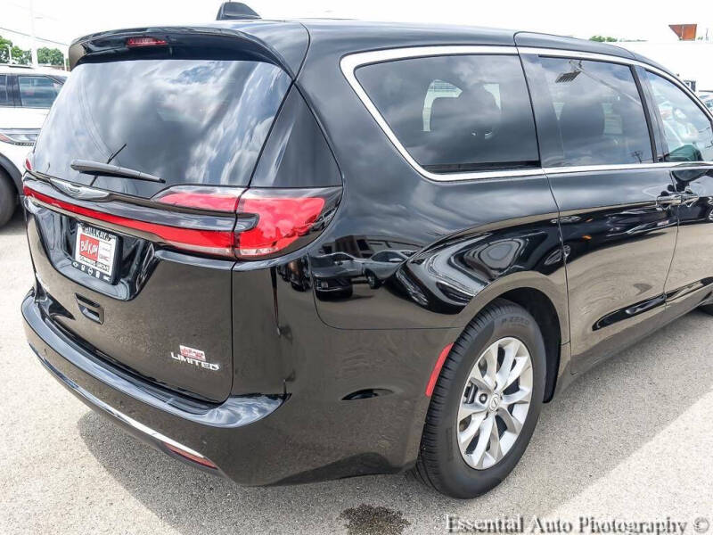 2026 Chrysler Pacifica Limited