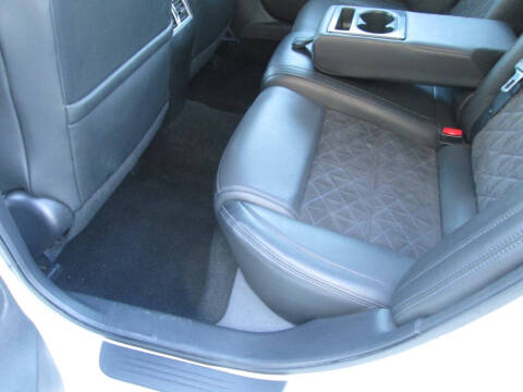 2017 Nissan Maxima 3.5 SR