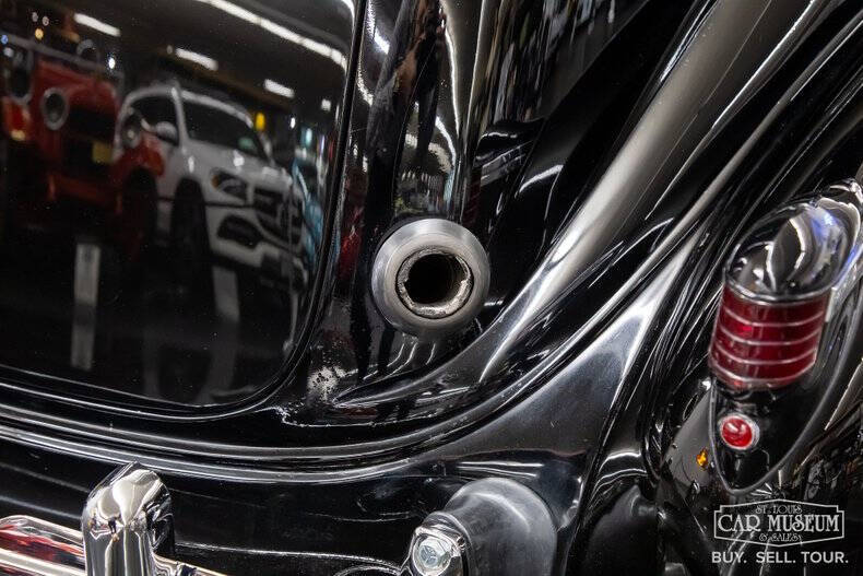 1937 Cadillac Series 85