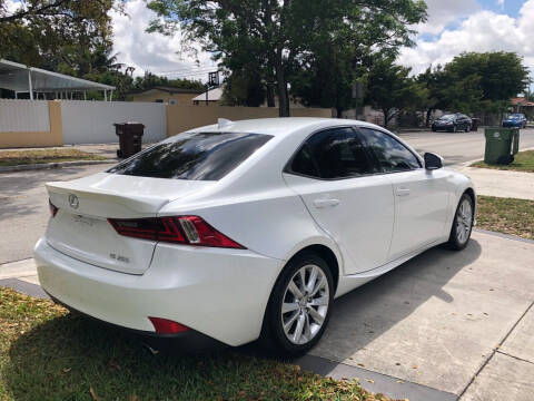 2015 Lexus IS 250