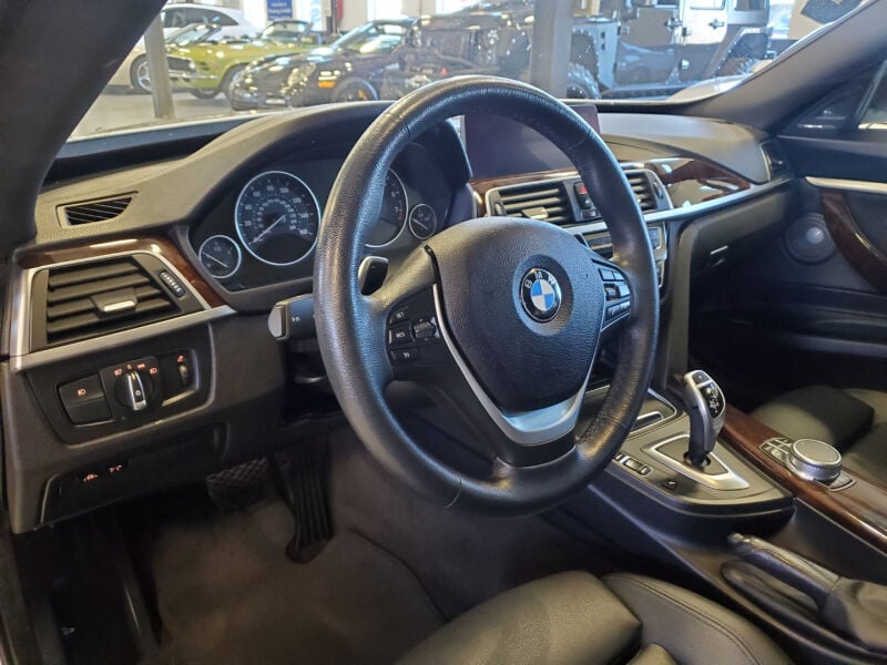 2019 BMW 3 Series 7