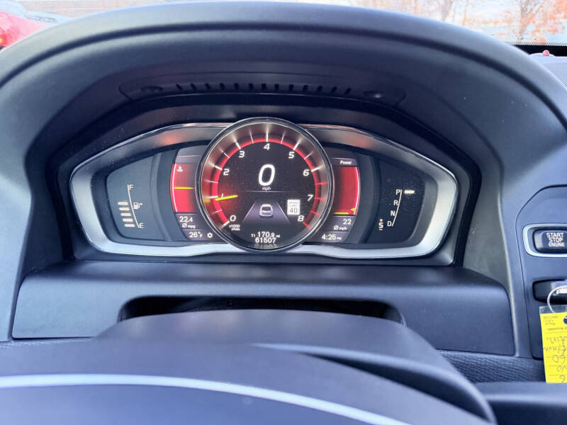 2016 Volvo XC60 T5 Drive-E Platinum