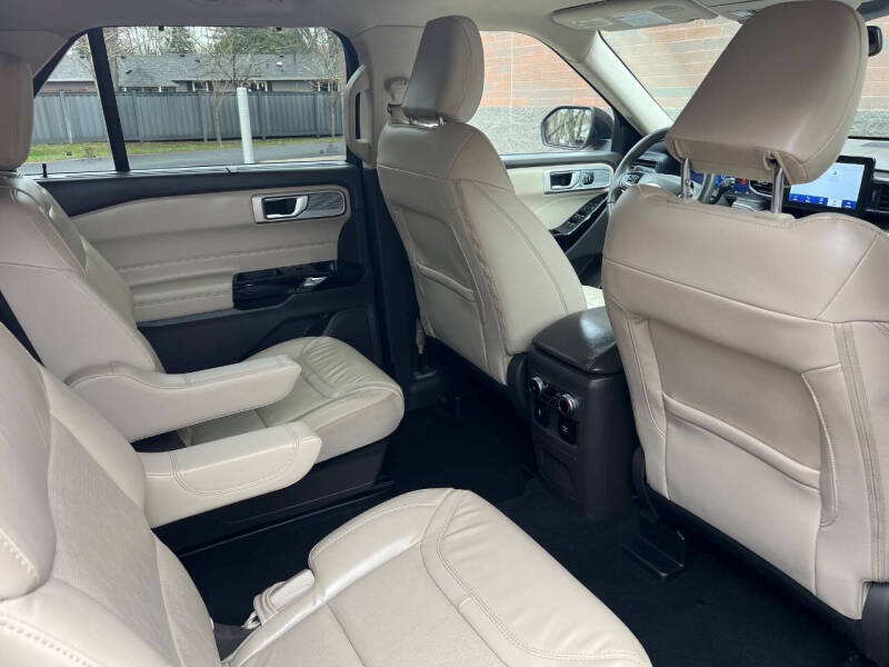 2024 Ford Explorer Platinum