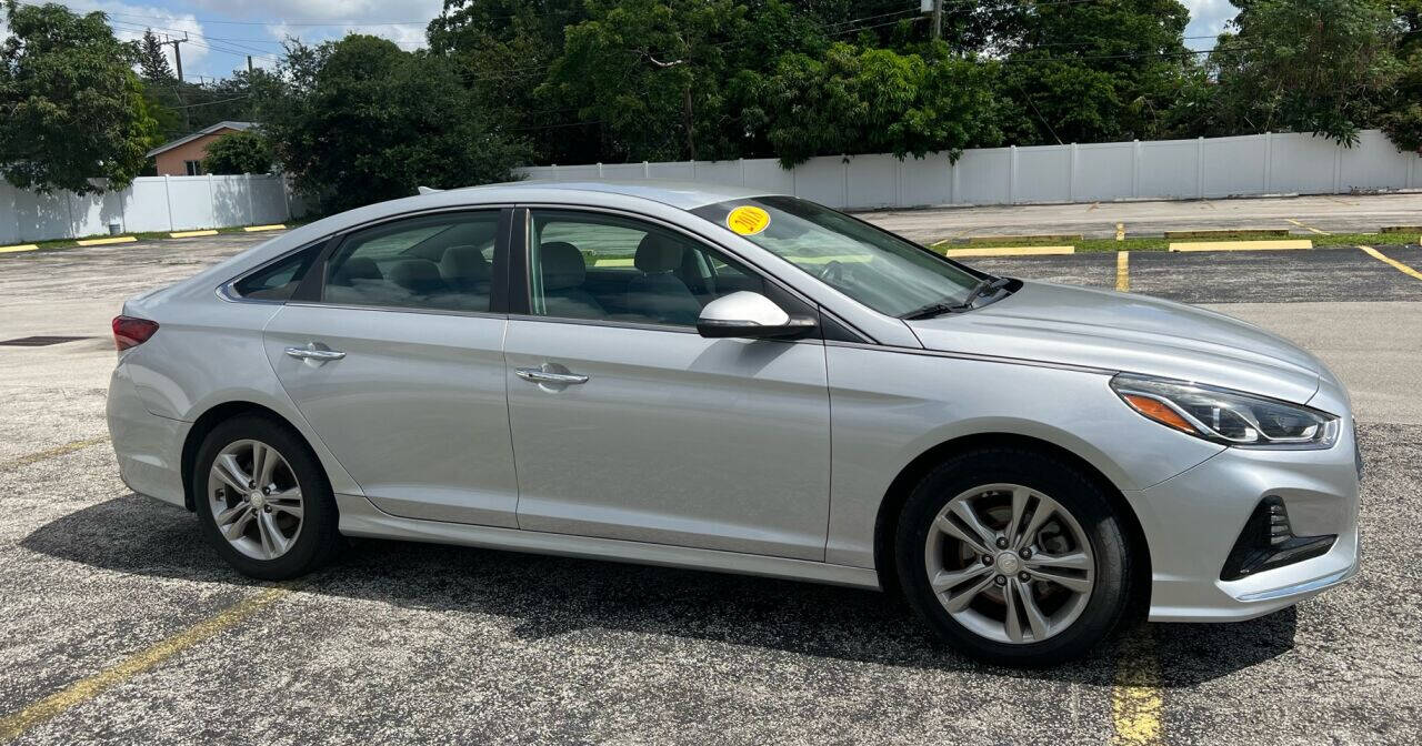 2018 Hyundai Sonata  - $16,500