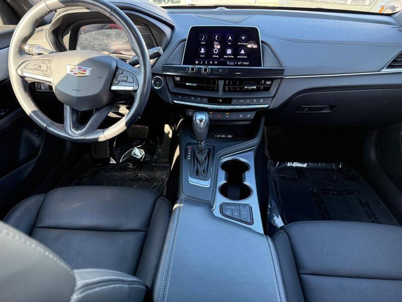 2024 Cadillac CT4 Premium Luxury