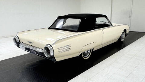 1961 Ford Thunderbird