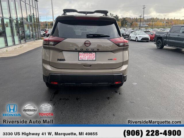 2025 Nissan Rogue Rock Creek