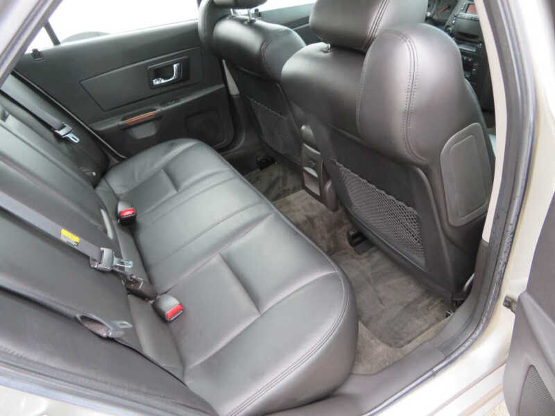 2004 Cadillac CTS