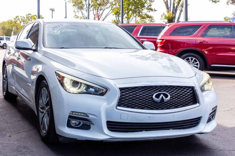 2015 Infiniti Q50 for sale at Diamond Cut Autos in Fort Myers FL