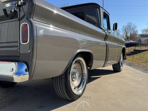 1961 Chevrolet Apache
