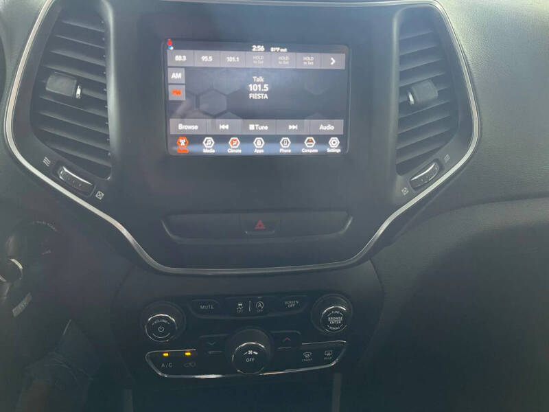 2019 Jeep Cherokee Latitude