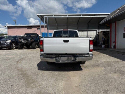 1999 Nissan Frontier XE