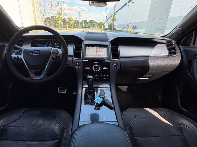 2018 Ford Taurus SHO