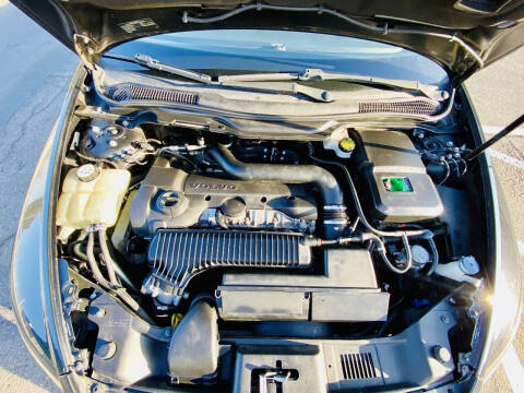 2010 Volvo S40 T5 R-Design