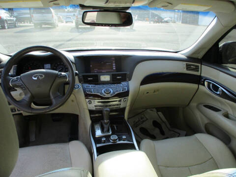 2013 Infiniti M37