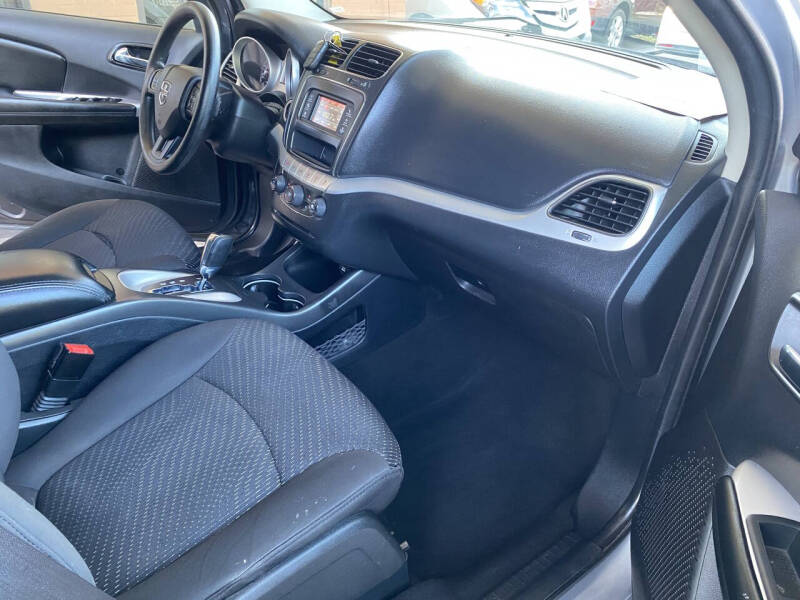 2017 Dodge Journey SE