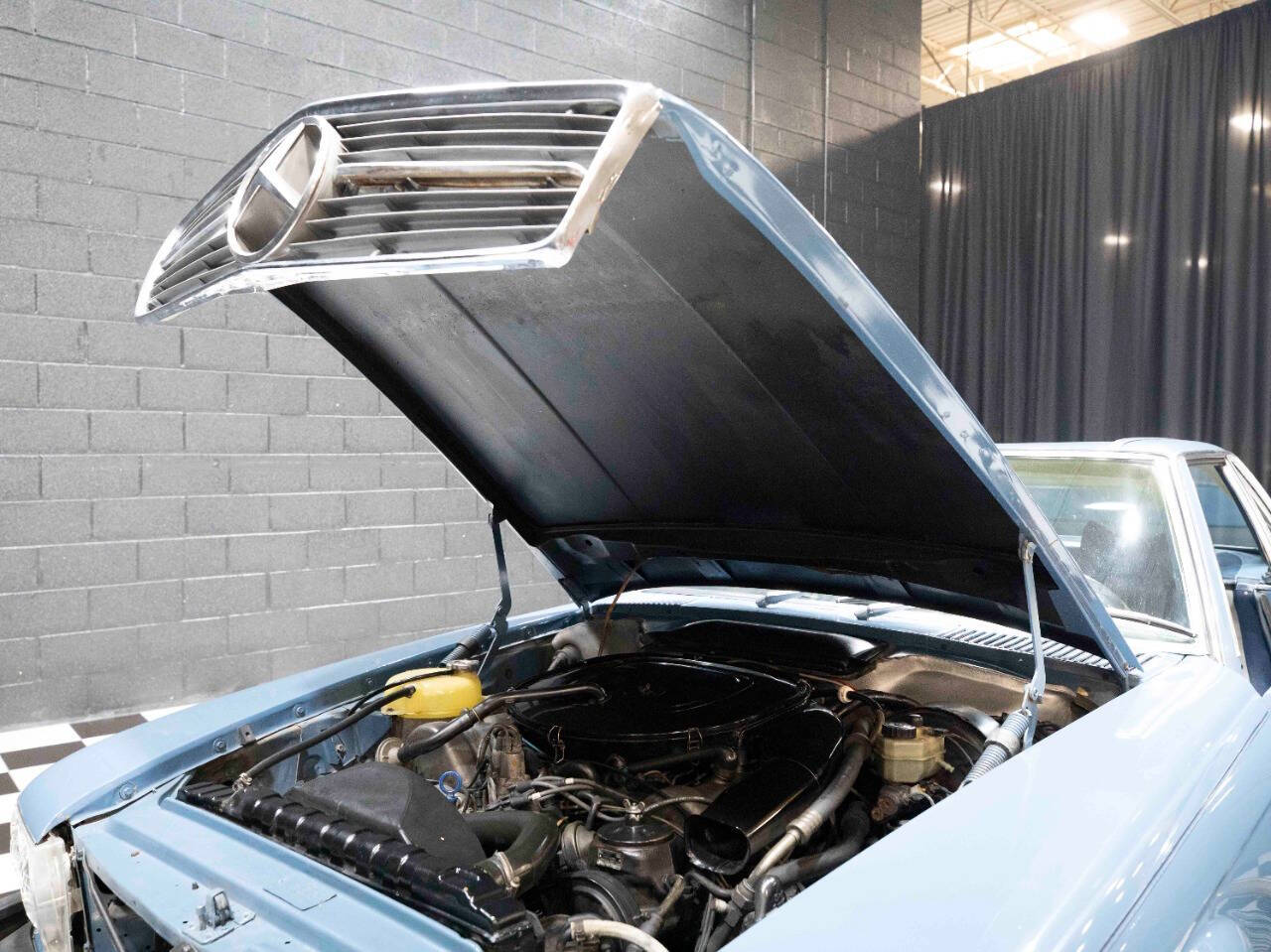 1977 Mercedes-Benz 450 SL 47