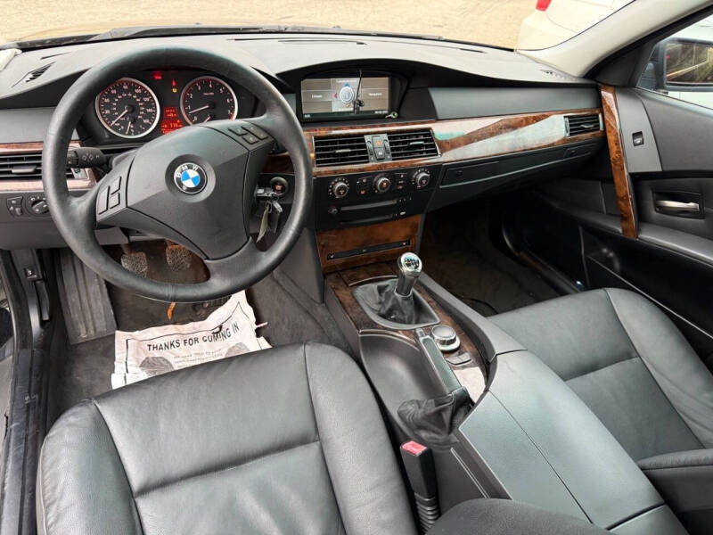 2007 BMW 5 Series 525i