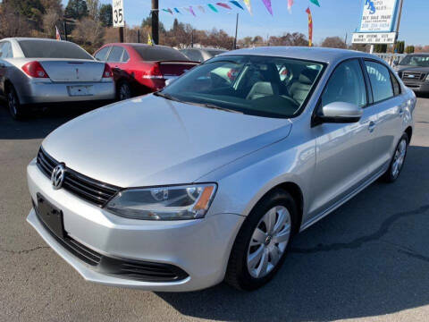 2012 Volkswagen Jetta for sale at RABI AUTO SALES LLC in Garden City ID
