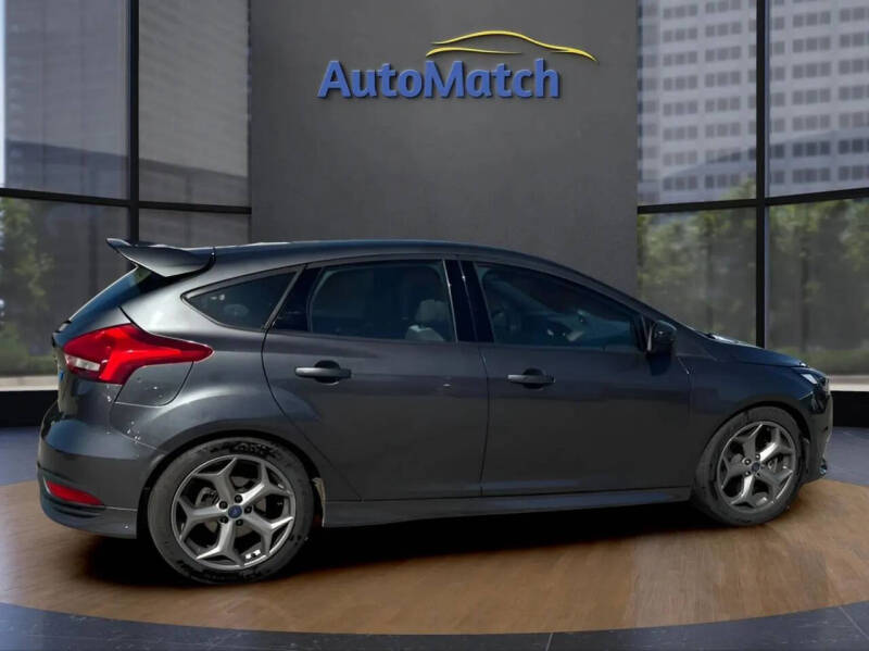 2017 Ford Focus ST