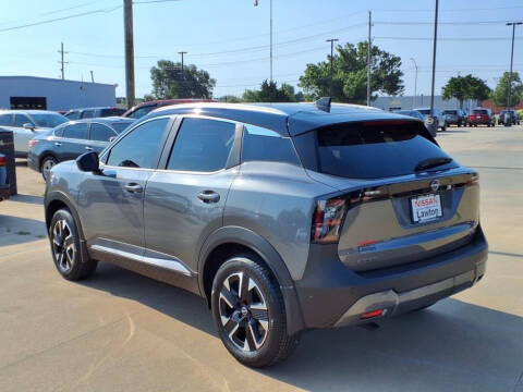 2025 Nissan Kicks SV