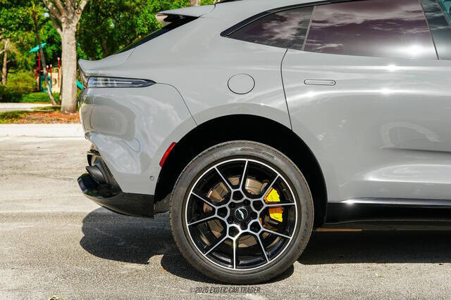 2021 Aston Martin DBX